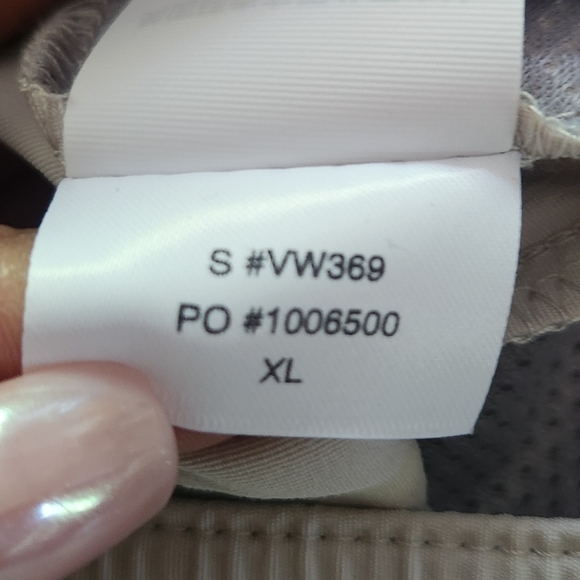 VUORI SUNWASHED SHORTS WOMENS XL 2.5" INSEAM ACTIVE COLOR SUEDE VW369 - Picture 6 of 10